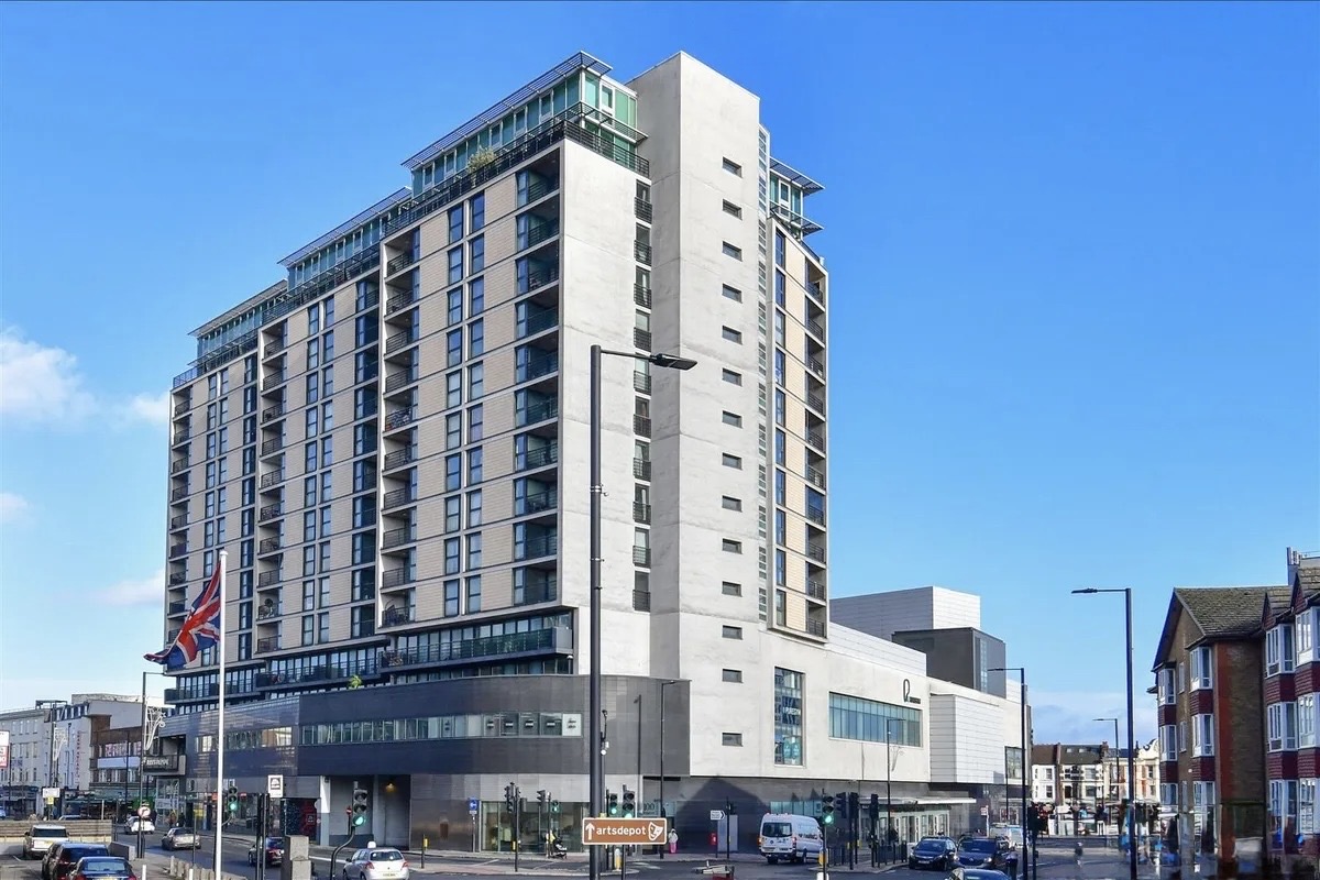 2fe290ef 93f7 4cf7 93a6 ff6d95fa3af9